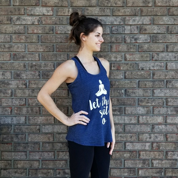 ▫️CLEARANCE▫️The Realist Tank - Picture 3 of 6